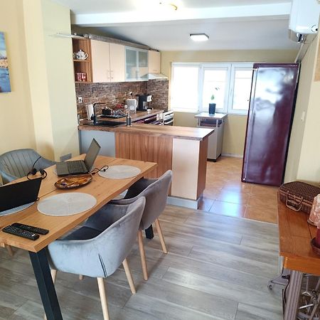 Arte Casa Apartment Burgas Exterior photo
